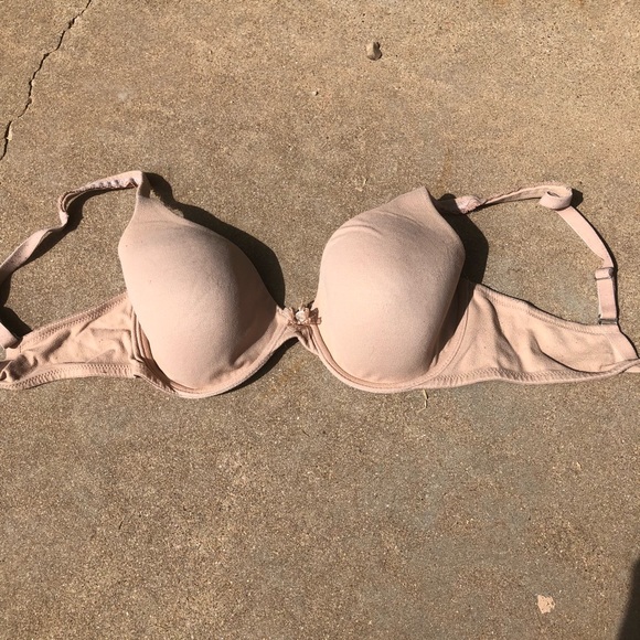 4 body by Victoria’s lined perfect coverage 34C - Picture 3 of 8